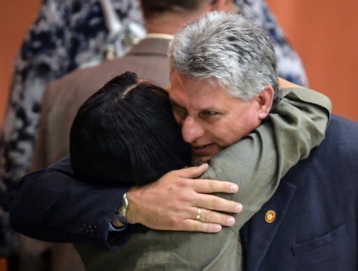 La nominación de Miguel Díaz-Canel en el puesto de primer vicepresidente del Consejo de Estado marca "el inicio de la era post-Castro", declaró a la AFP el analista cubano Arturo López-Levy, de la Universidad de Denver (Colorado, EEUU). (AFP | Adalberto Roque)