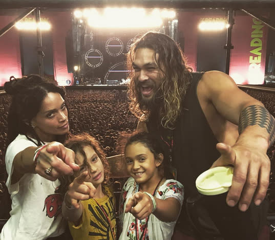 Jason Momoa smiles with his family in 2016