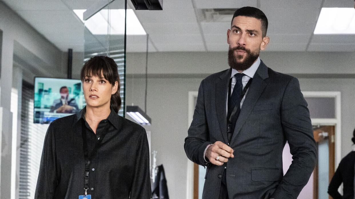  Missy Peregrym and Zeeko Zaki in FBI Season 6x03. 