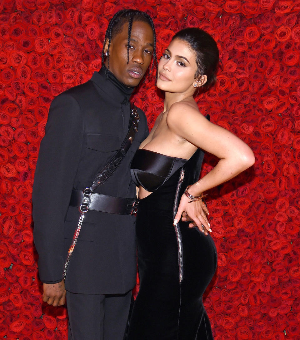 Travis Scott Tells Kylie Jenner ‘Love You’ After Denying Cheating