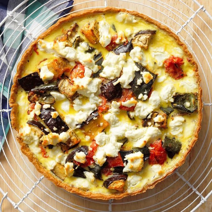 Roasted Vegetable And Goat Cheese Quiche Exps Sdjj18 213773 B02 14 3b 7