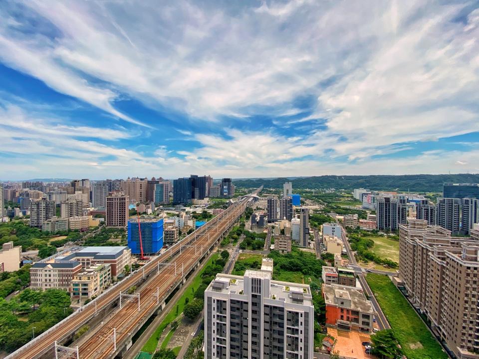 新竹高鐵房市鳥瞰照。圖/台灣房屋提供