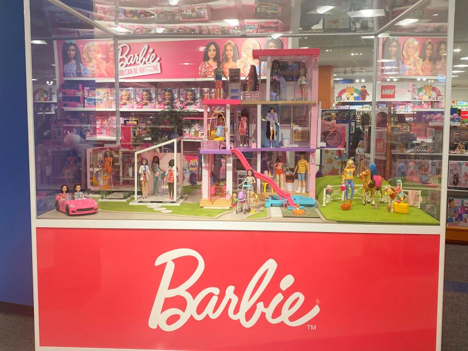 Barbie dream house display.