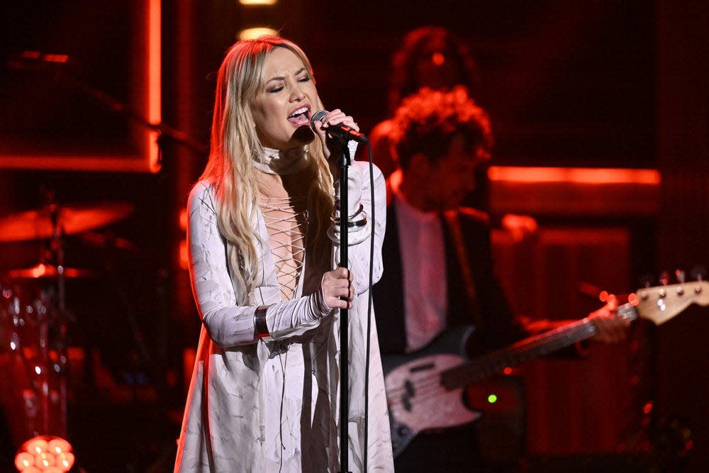 Oscar-nominated actor Kate Hudson performed her latest release, "Gonna Find Out," on "The Tonight Show with Jimmy Fallon" Thursday night.