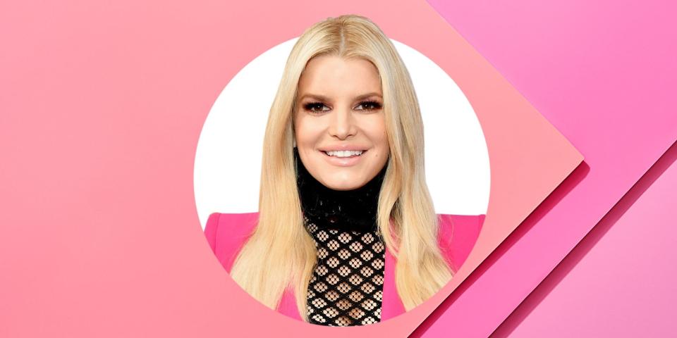 Jessica Simpson Uses The 'Body Reset Diet' And Journaling To Stay Super Healthy