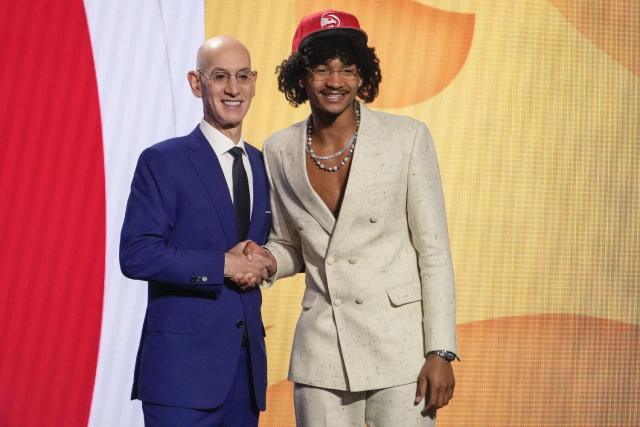 2023 NBA Draft: Be sure to wear sunglasses while checking out Kansas G  Gradey Dick's fit for draft night - DraftKings Network