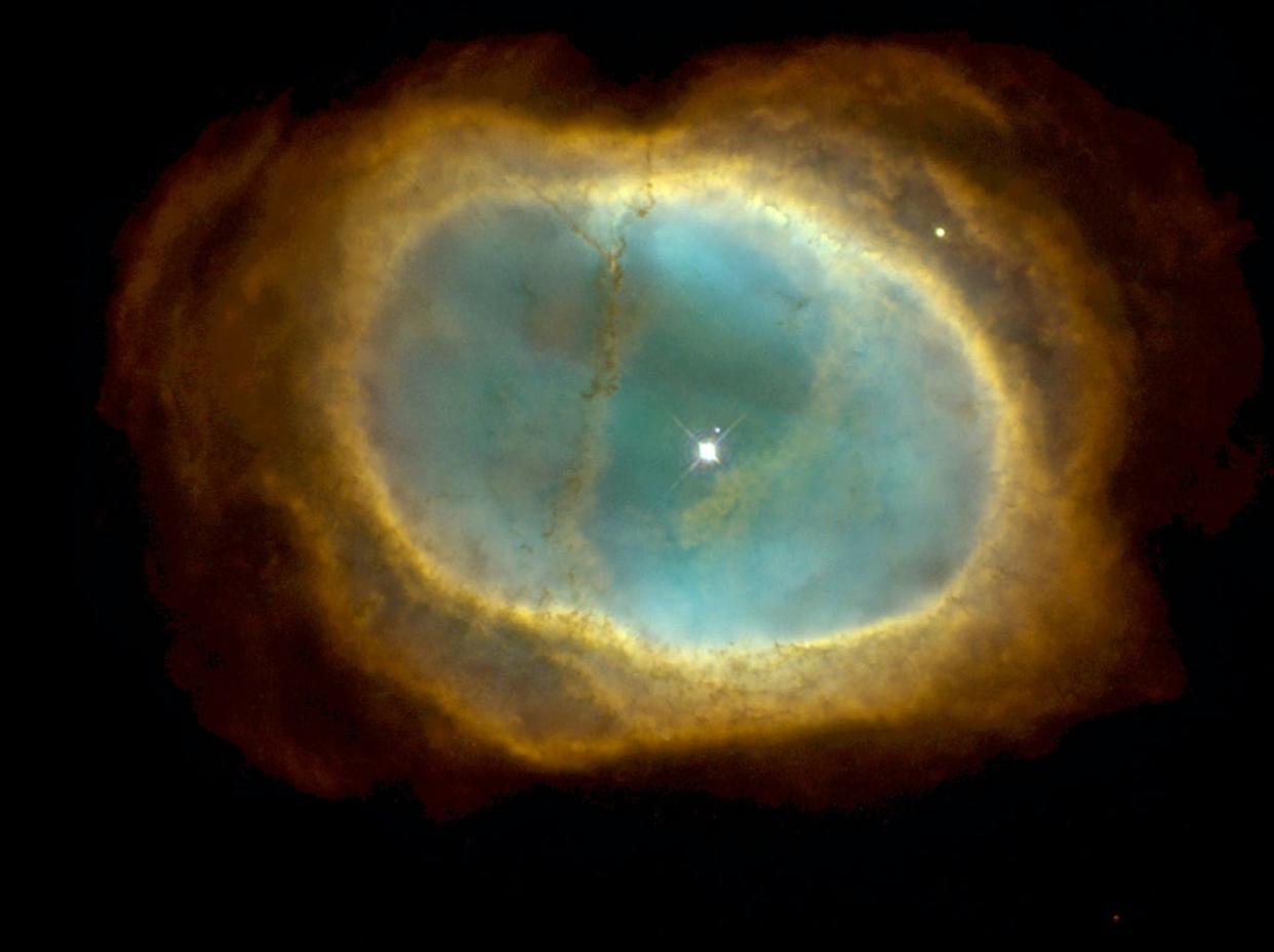 <span class="caption">La nebulosa de las "Ocho ráfagas", protagonista también de la primera colección de imágenes que mañana veremos con los ojos de James Webb. </span> <span class="attribution"><a class="link " href="https://esahubble.org/images/opo9839a/" rel="nofollow noopener" target="_blank" data-ylk="slk:Hubble Heritage Team (STScI/AURA/NASA/ESA;elm:context_link;itc:0;sec:content-canvas">Hubble Heritage Team (STScI/AURA/NASA/ESA</a></span>