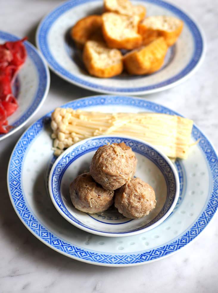 There's bouncy pork mushroom meatballs, enoki mushrooms and beancurd puffs to bulk up your meal