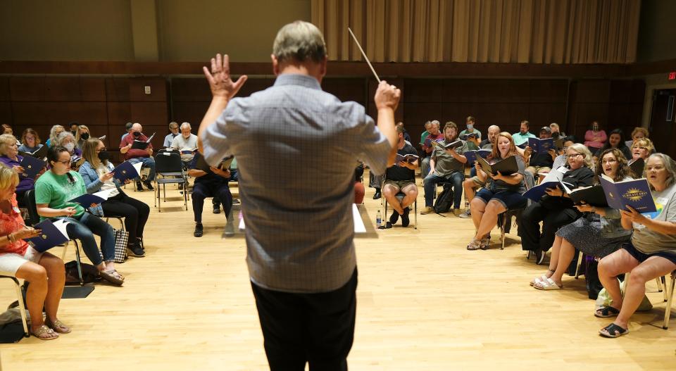 Canterbury Voices Artistic Director Randi Von Ellefson conducts the chorus during a Sept. 27 rehearsal of "Jubilate Deo," a choral work by composer Dan Forrest, at Oklahoma City University.
