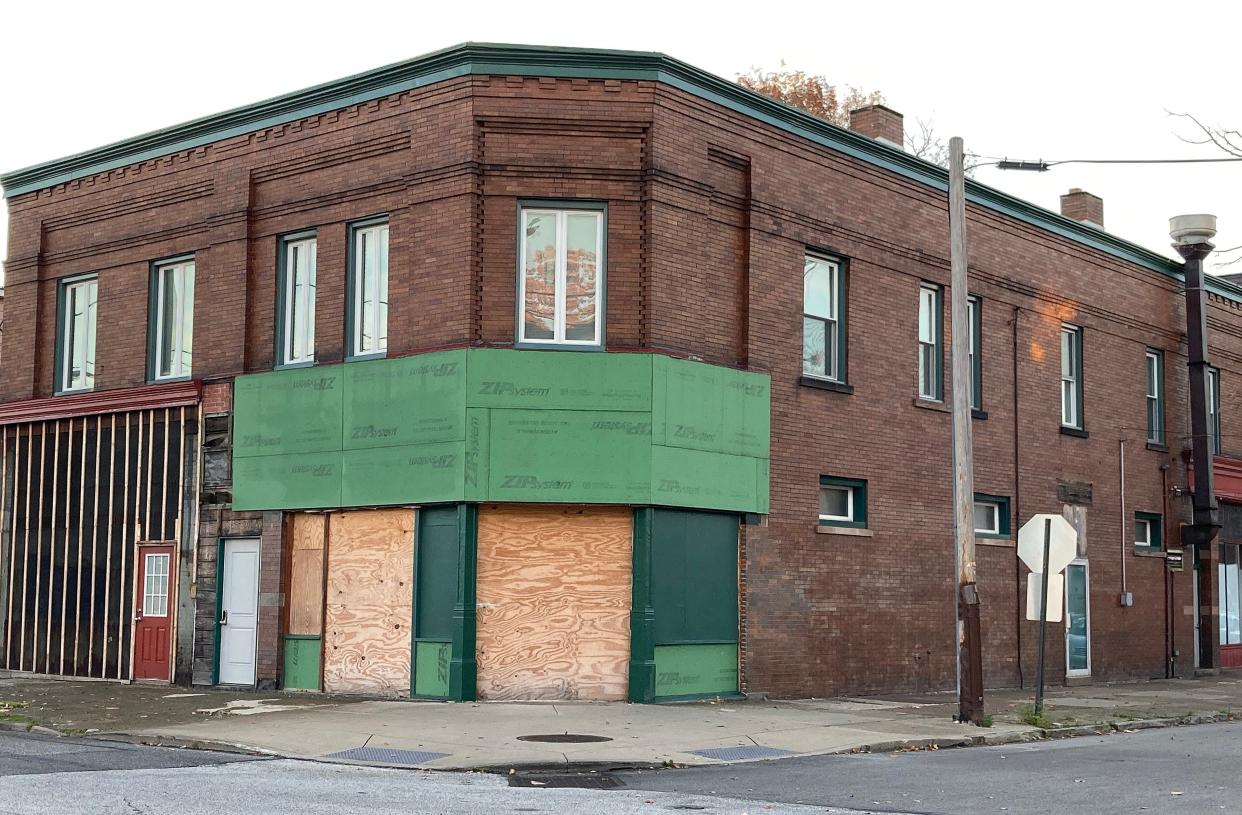 The former Pie in the Sky restaurant is shown at 461 W. Eighth St. in this 2022 file photo. The owners of Pineapple Eddie Southern Bistro bought the building in 2022 with plans to relocate.