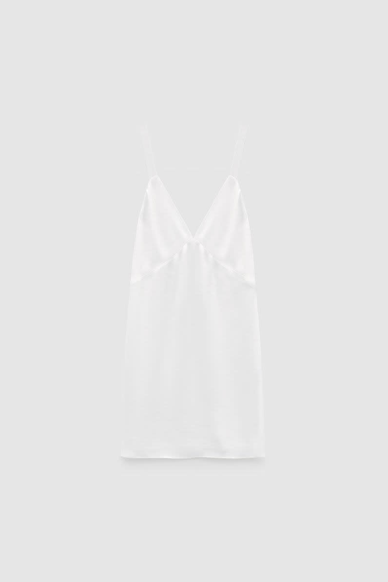 Robe courte et fluide, Zara