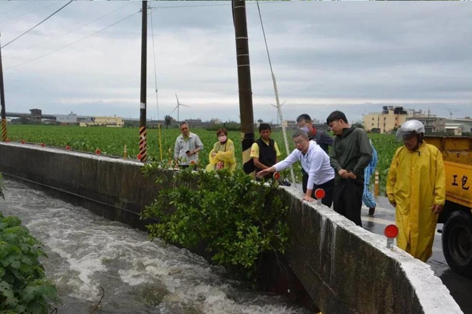 台中大安逢雨不安 蔡其昌：中央全額補助改善淹水 275