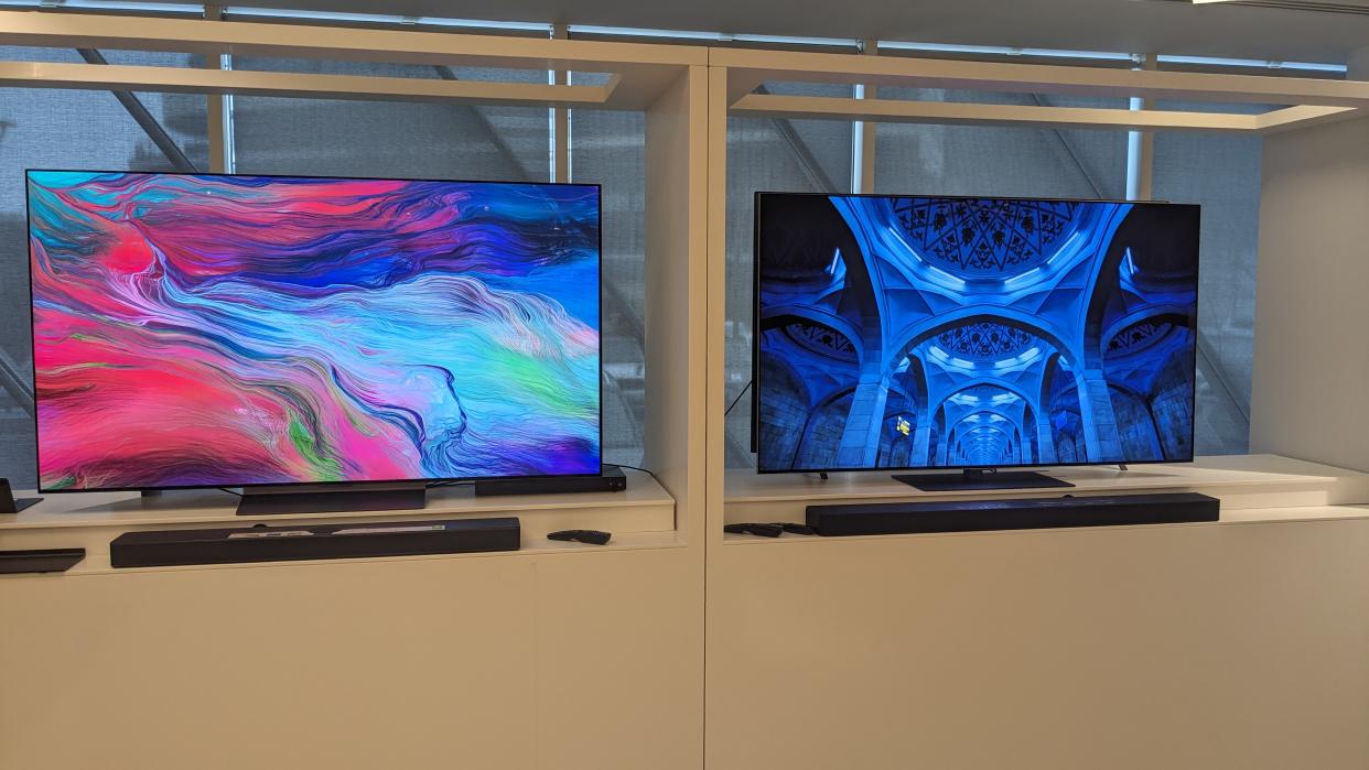  LG C4 and LG G4 OLED TV side by side . 