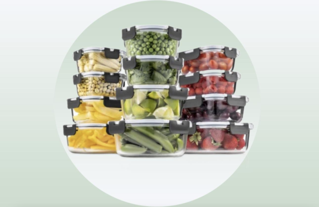 5 Signs It's Time to Replace Your Plastic Storage Containers