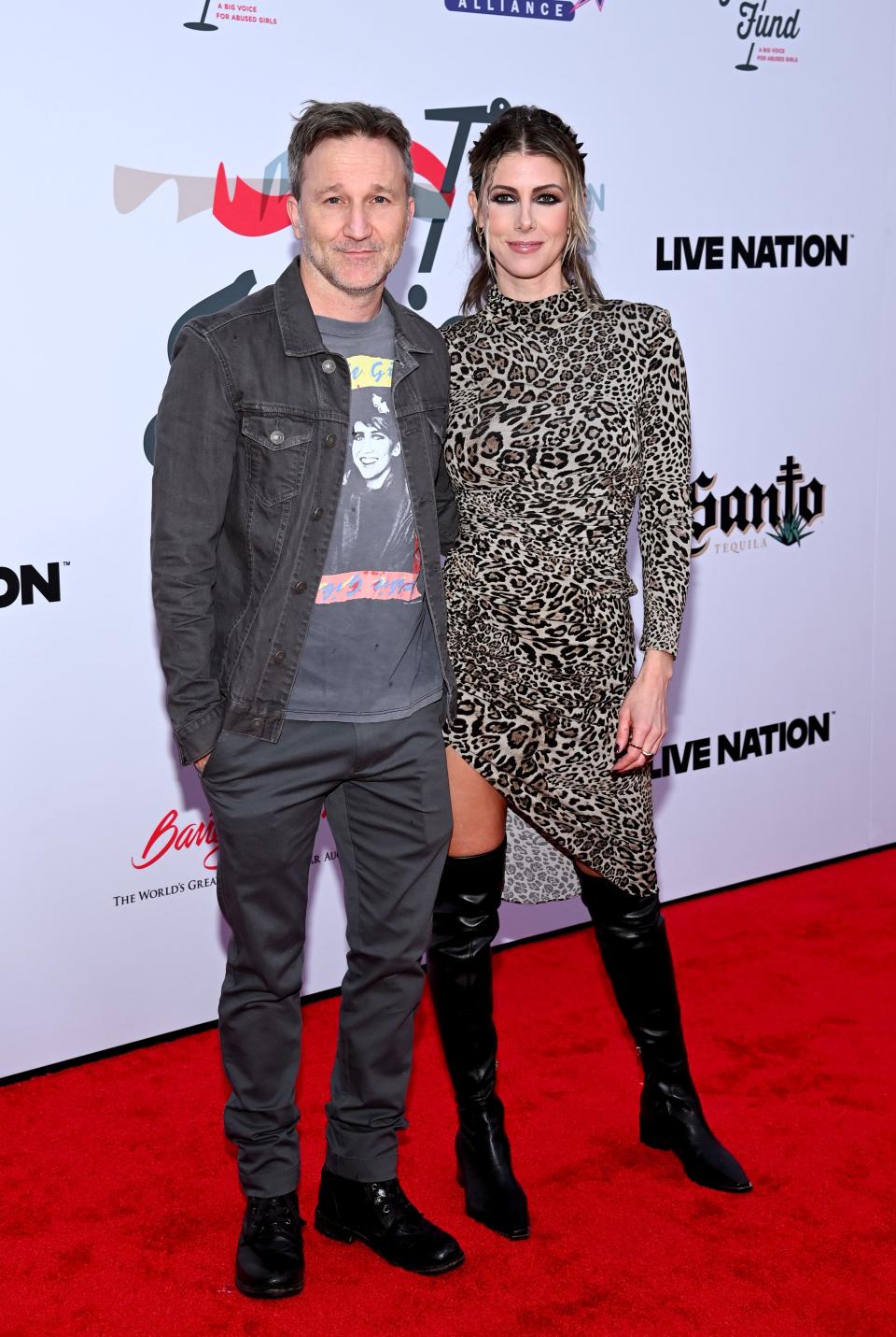 Breckin Meyer and Kelly Rizzo attend the Jam for Janie GRAMMY Awards Viewing Party at Hollywood Palladium on Feb. 4, 2024 in Los Angeles, California.