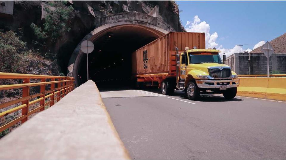 Los camioneros en Colombia están en contra de la idea del ministro Bonilla de un galón de diésel aumente. Foto: Ministerio de Transporte