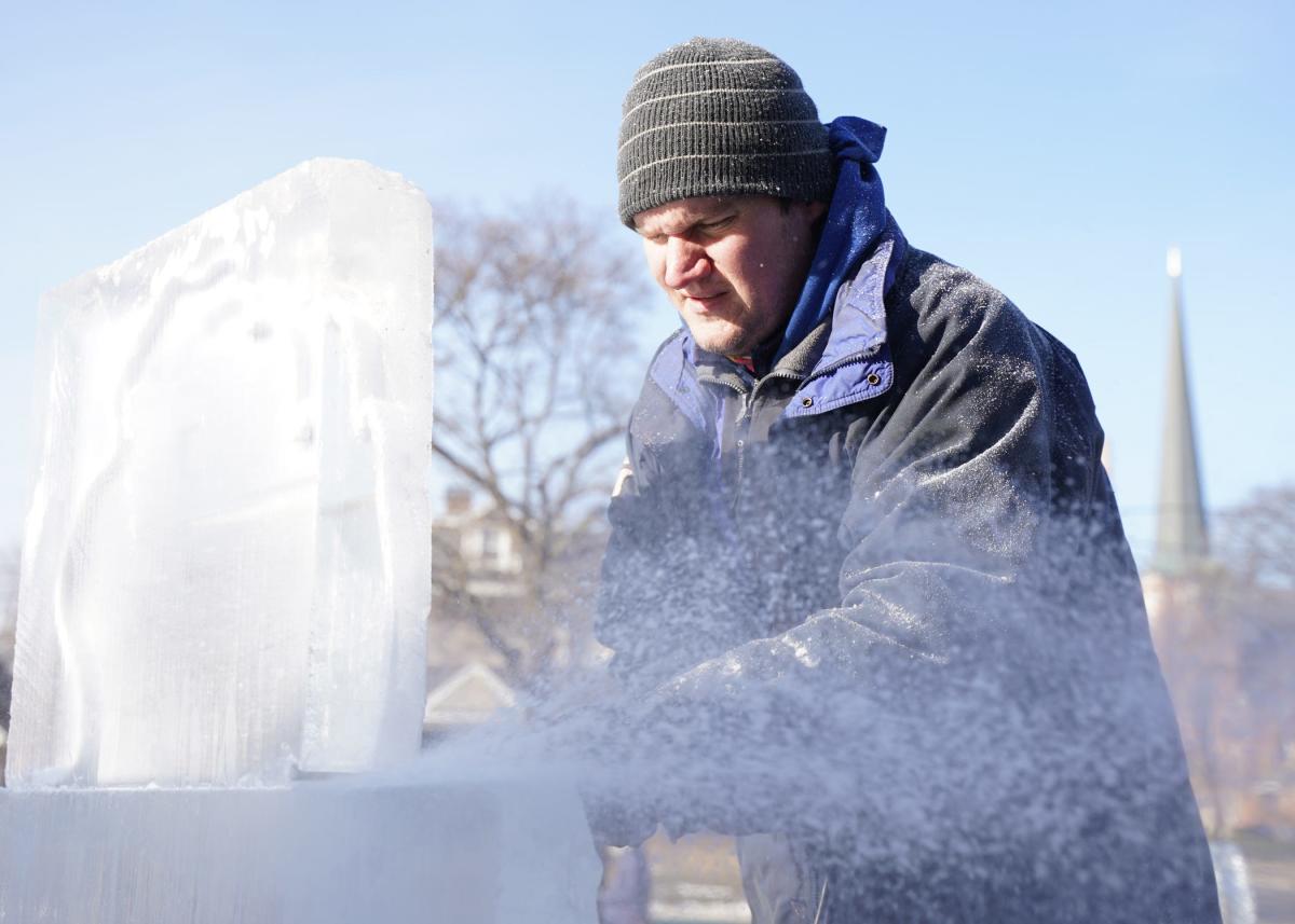 Ice Sculpture Festival in downtown Tecumseh returns this weekend