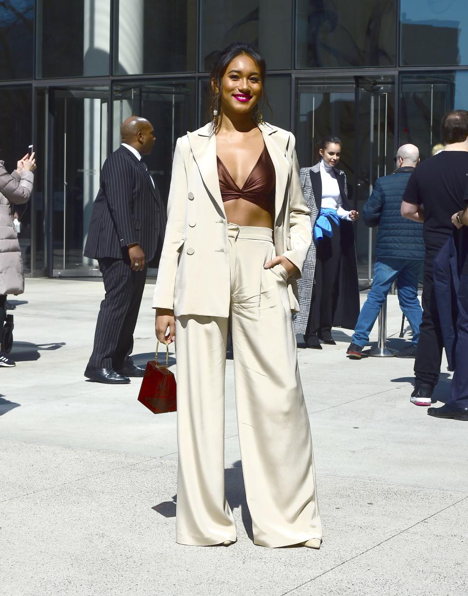 <h1 class="title">Celebrity Sightings In New York City - March 20, 2019</h1><cite class="credit">Raymond Hall/Getty Images</cite>