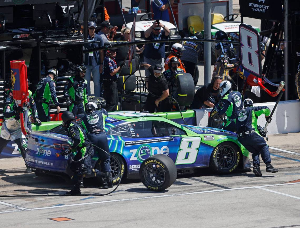 Kyle Busch (8) gets a new set of tires in Stage 1 during the Auto Trader Echo Park 400 at Texas Motor Speedway in Fort Worth, Texas, April 14, 2024. Kyle Larson won stage 1. (Special to the Star-Telegram/Bob Booth) Bob Booth/(Special to the Star-Telegram)