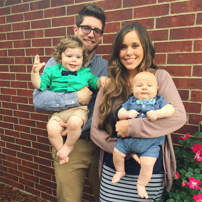 Jessa Duggar Seewalds Son Raises Fan Concern 