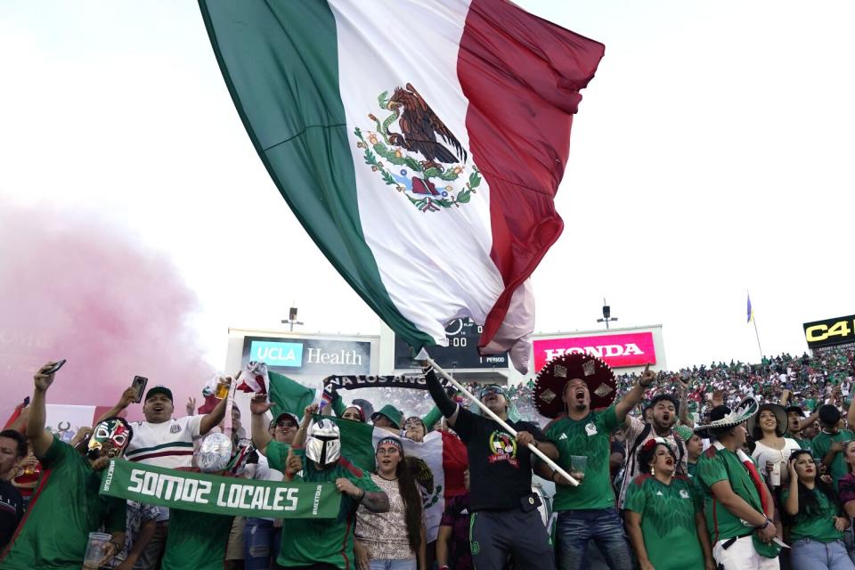 Mexico fans cheer prior to a socc