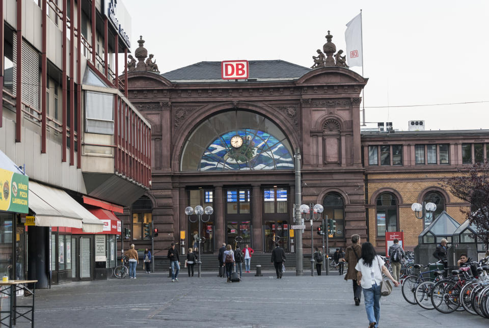 Der Bonner Hauptbahnhof (Archivbild: Horacio Villalobos/Corbis via Getty Images)