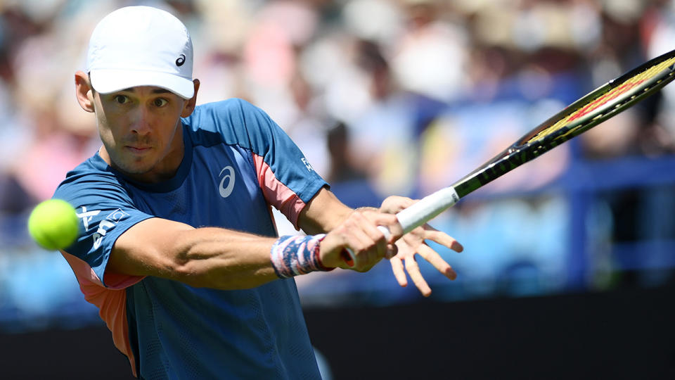 La preparación de Alex de Minaur para Wimbledon continuó con su victoria en la primera ronda en Eastbourne.  (Foto de Mike Hewitt/Getty Images)