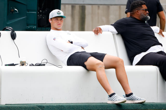 Zach Wilson: New York Jets quarterback to undergo surgery on knee injury  and is a doubt for start of 2022 season, NFL News