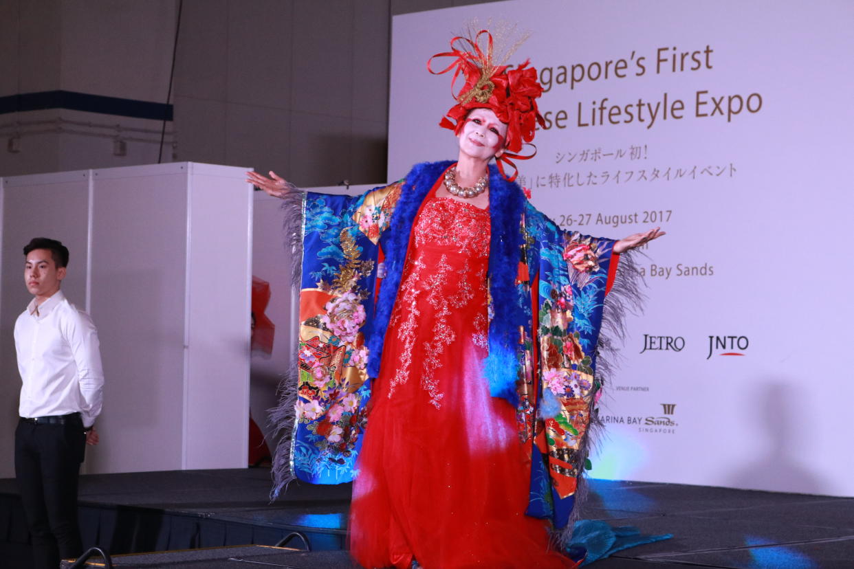 Soon Puay Keow, 75, was one of the models at the Shunji Matsuo and Shiseido Professional Singapore’s Makeover Magic Fashion Show held from 26 to 27 August at Sands Expo and Convention Centre. (Photo: Nurul Azliah/Yahoo Lifestyle Singapore)