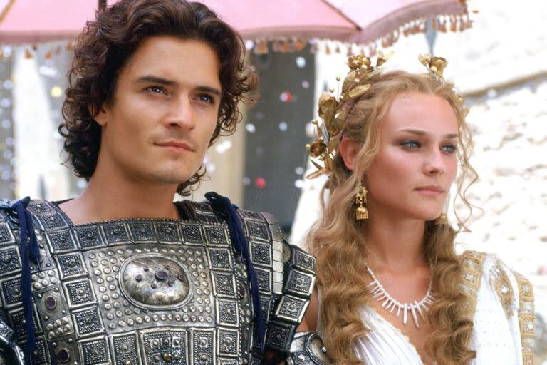 Orlando Bloom, en una escena de Troya, junto a Diane Kruger