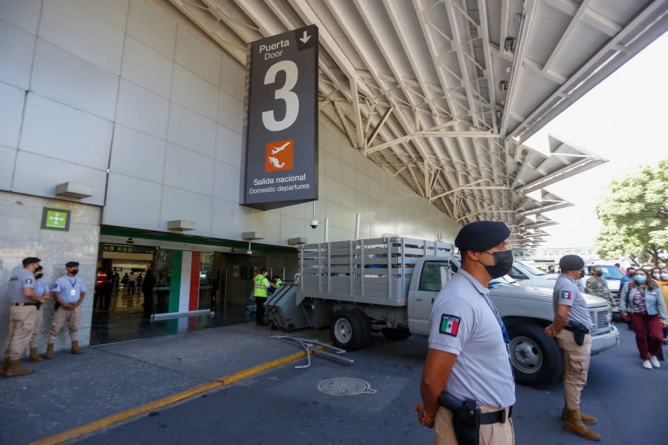 Extranjeros en aeropuertos