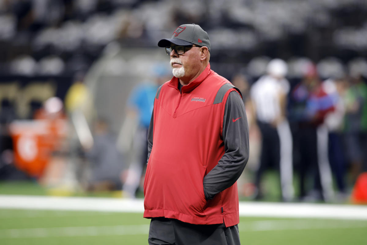 Bruce Arians Shares Sideline Message For Opening Night -  -  Tampa Bay Bucs Blog, Buccaneers News