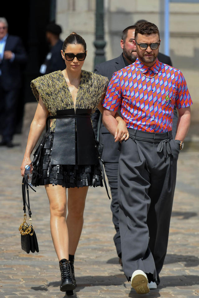 Justin Timberlake carrying Louis Vuitton Luggage Justin Timberlake was seen  walking through…