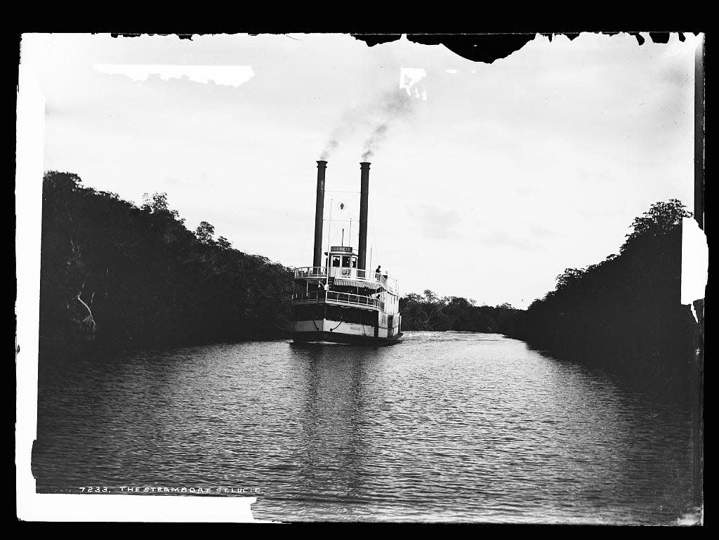 A 1890s-era post card of the steamboat St. Lucie.