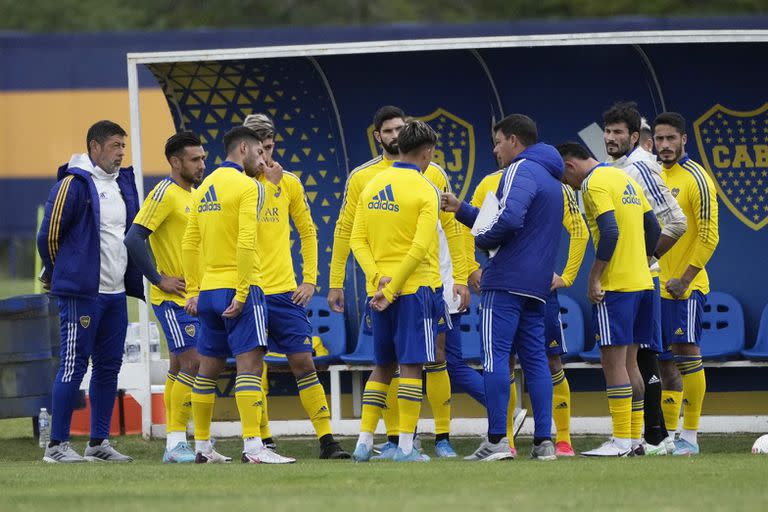 El plantel de Boca y Battaglia, ante otro desafío complejo: frente a Corinthians, por la Copa Libertadores