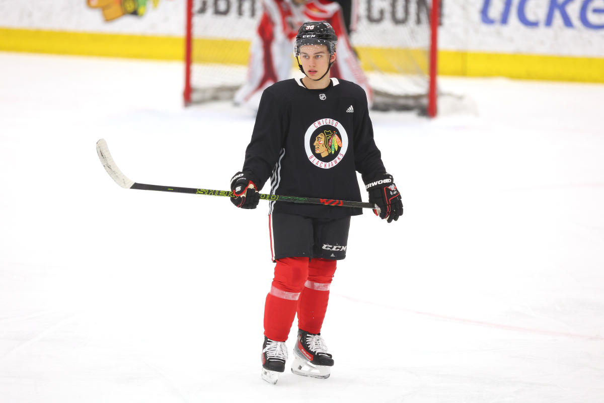 Bedard takes another step toward NHL debut with Blackhawks