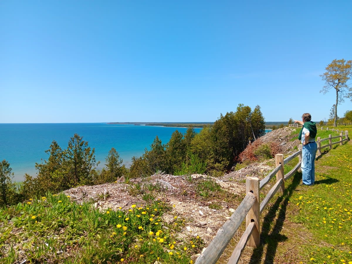 The piercing blue of Lake Michigan (Simon and Susan Veness)