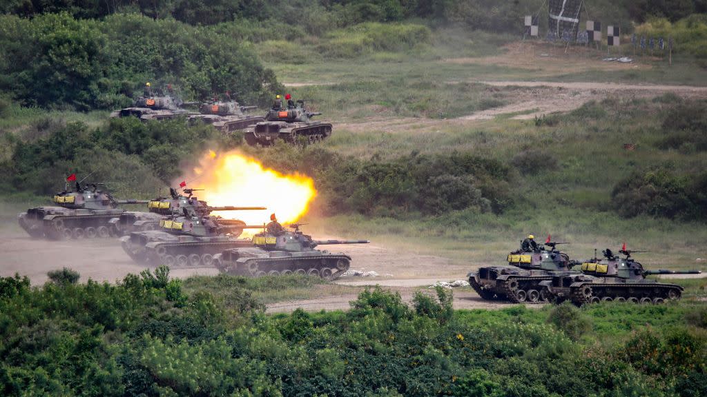 taiwan military live fire training amid increasing tensions with china