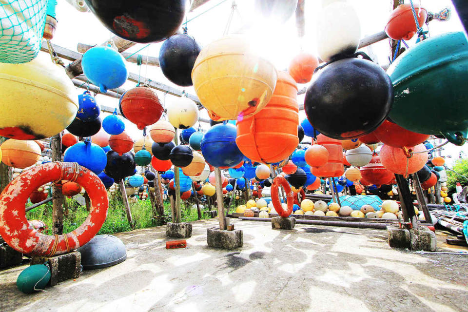 彩色浮球裝置藝術 澎湖逍遙遊(圖片來源：澎湖逍遙遊)
