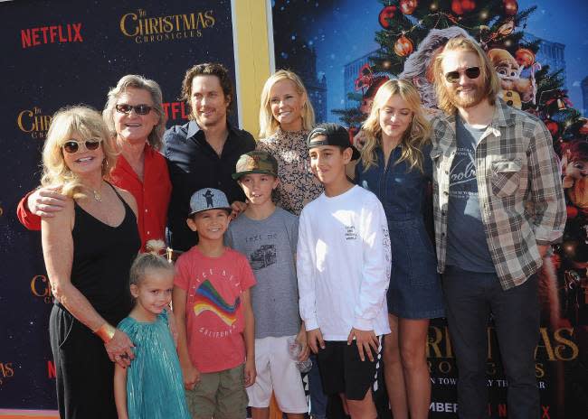 Goldie Hawn and Kurt Russell with their grandchildren