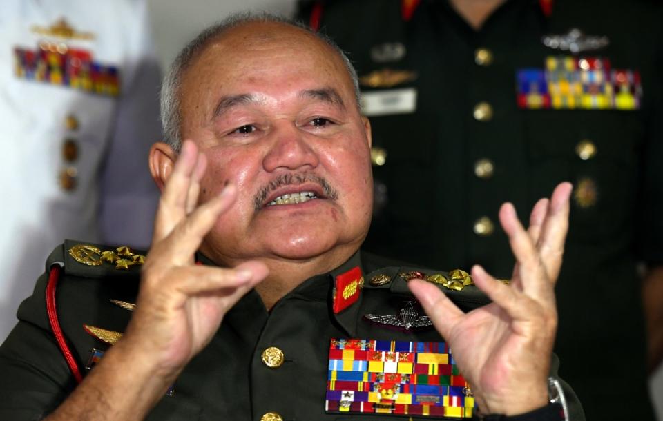 Former chief of defence force Tan Sri Zulkifli Zainal Abidin replaced former inspector-general of police Tan Sri Rahim Noor as the Malaysian facilitator. — Bernama pic