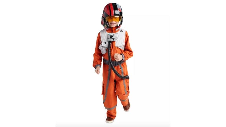 A flight suit fit for the best pilot in the Resistance.