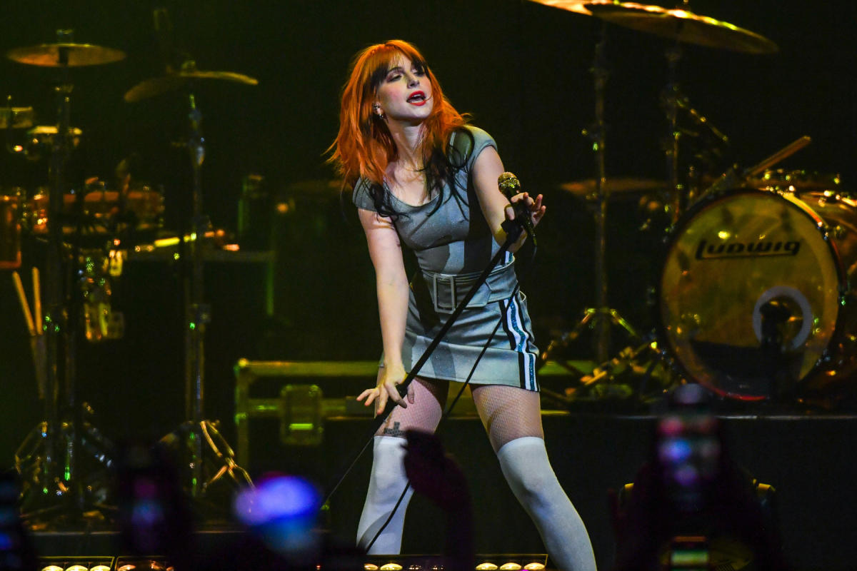 Event Feedback: Bud Light Super Bowl Music Fest - Paramore W