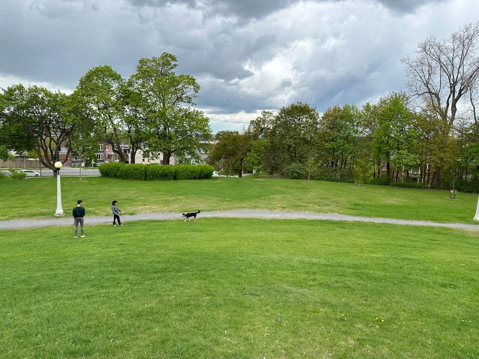 MacDonald Gardens Park, Ottawa, May 11, 2024