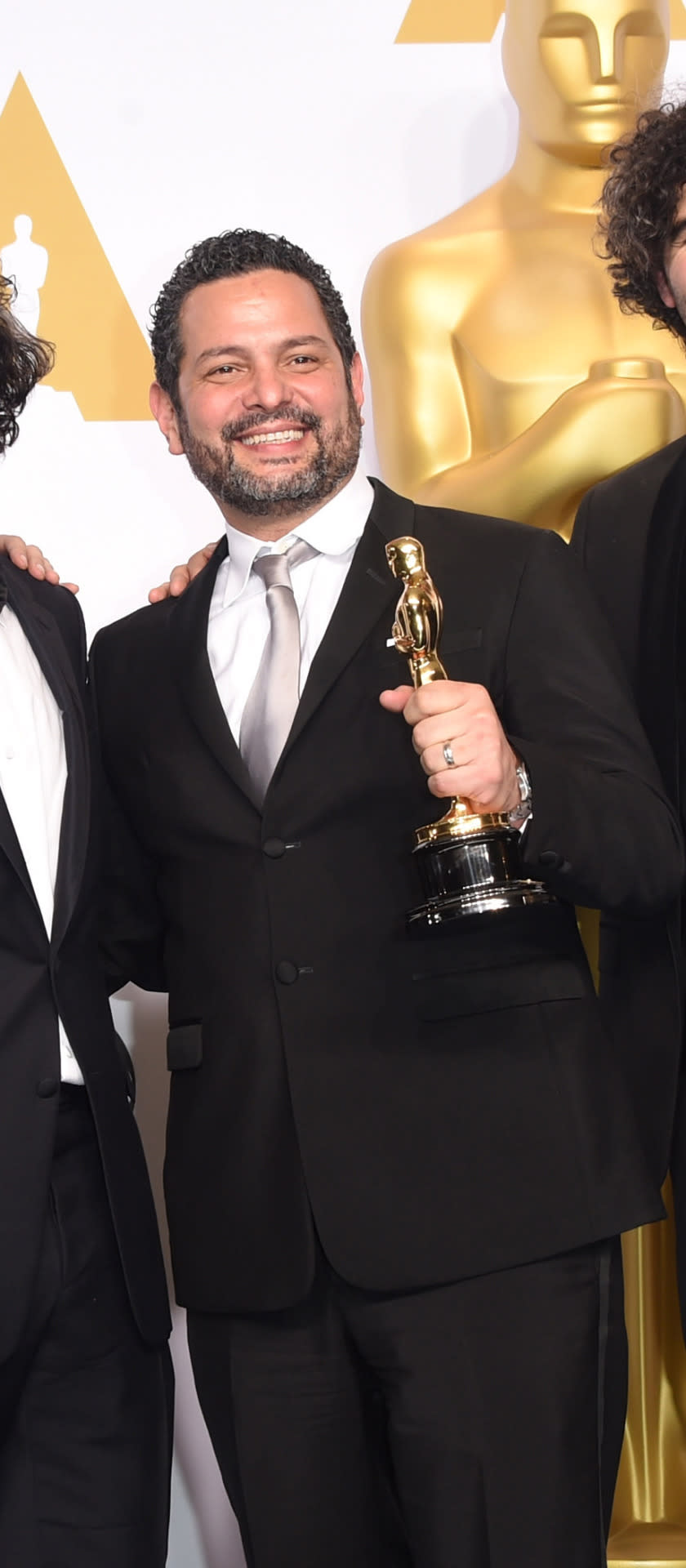 Alexander Dinelaris is one of the four writers (the other three are Nicolas Giacobone, Director Alejandro Gonzalez Inarritu, and Armando Bo) who won Oscars for Best Original Screenplay for ‘Birdman’ on Sunday night.