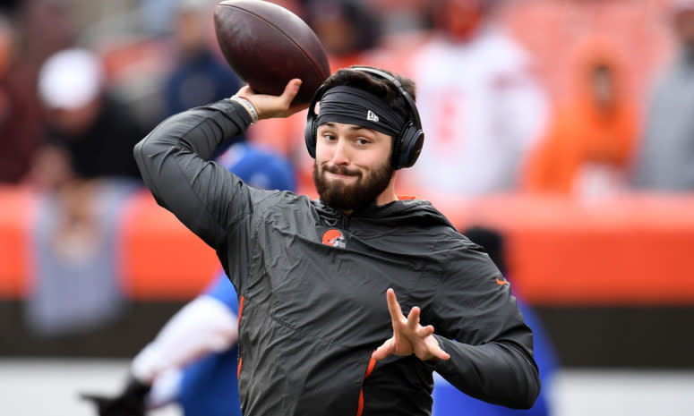 Cleveland Browns QB Baker Mayfield throwing the football in warmups.