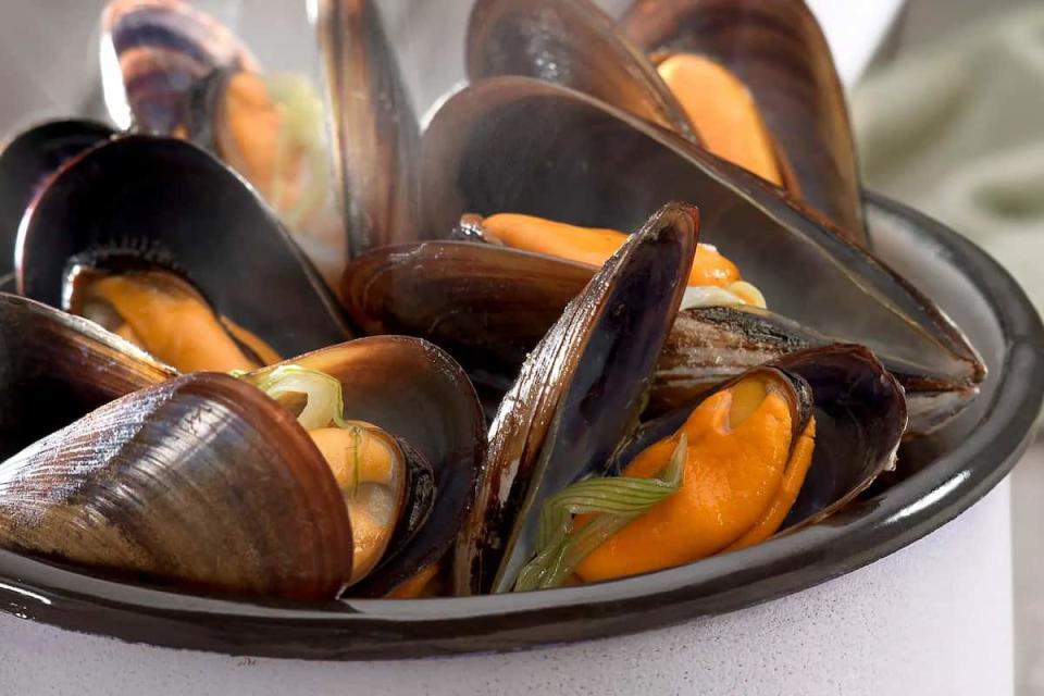 cómo se deben cocinar los mejillones para que queden con un gran sabor y suaves