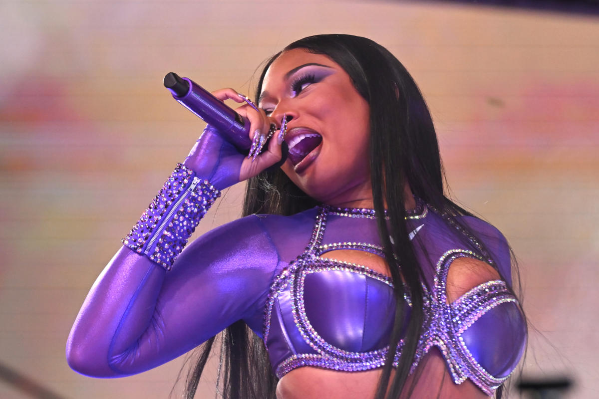 Megan Thee Stallion Rings in 2024 With Medley of Hits at ‘New Year’s