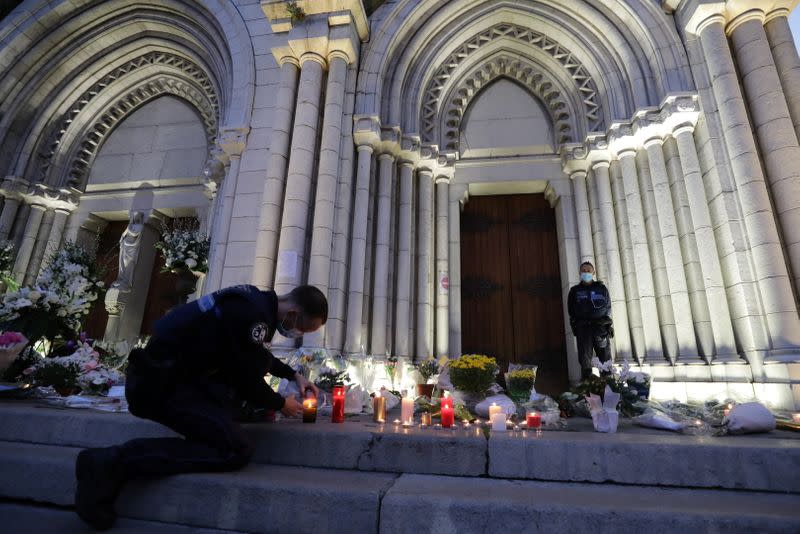 Nice mourns on day after deadly knife attack