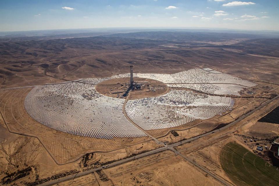 The work site at Ashalim. Image: brightsourceenergy